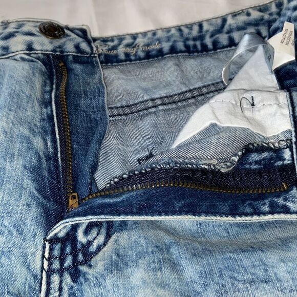 Machine Pour-neuf-Mode NWT super distressed,slim leg, light wash, denim jeans 30 - Picture 6 of 11